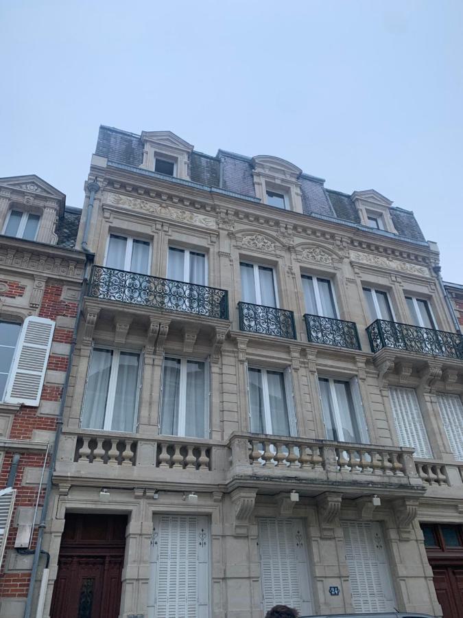 L Oote Appart Épernay Buitenkant foto