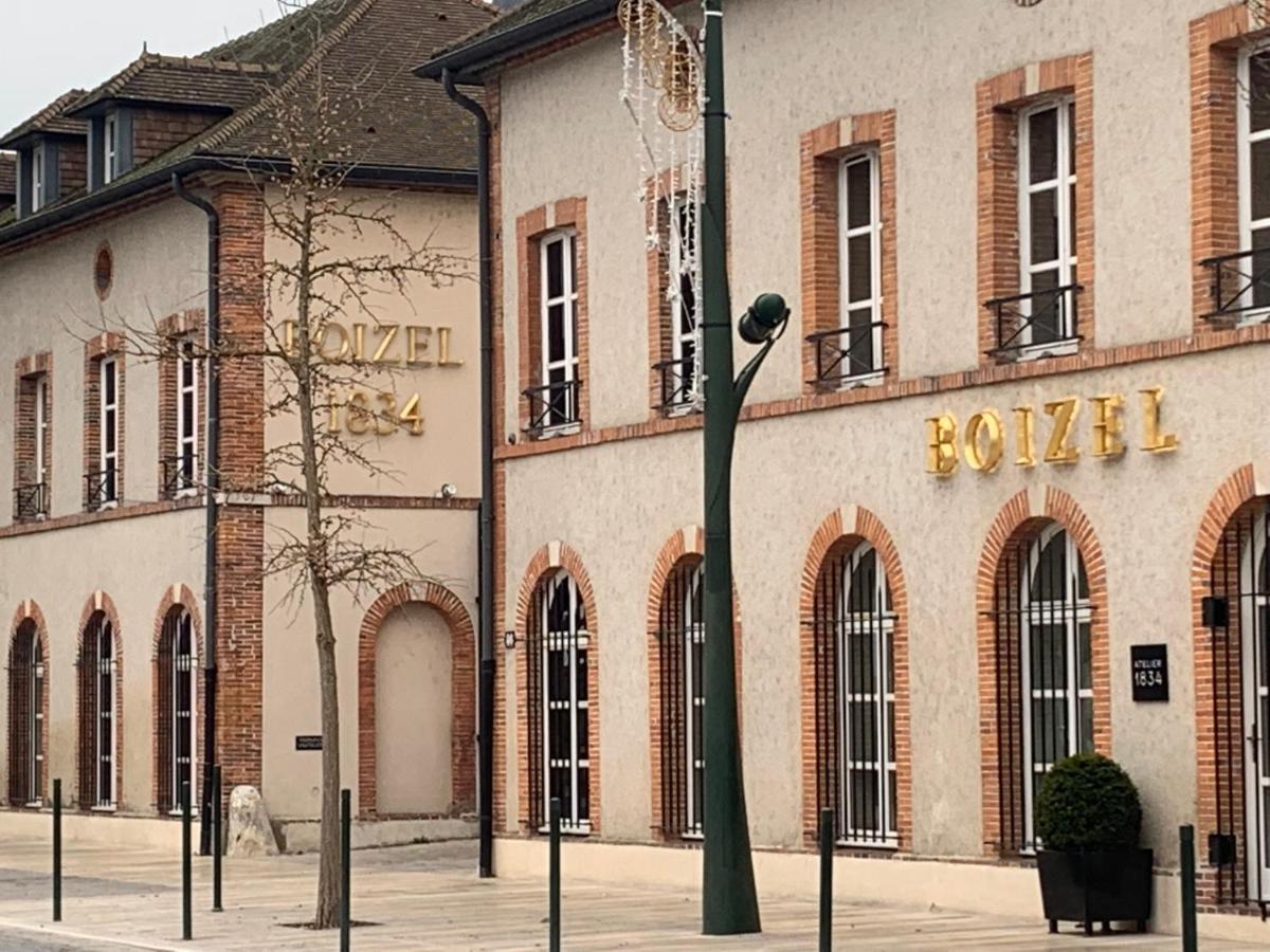 L Oote Appart Épernay Buitenkant foto